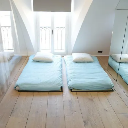 Opera Lieu Unique Apartament