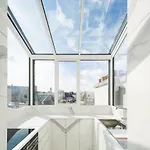 Opera Lieu Unique Apartman *